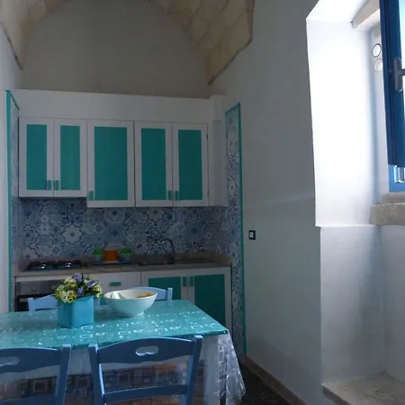 Facile - La Corte * Otranto